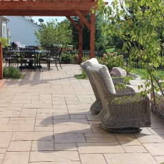 Majestic Ashlar Slate Patio and Pergola